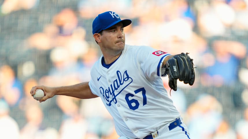 MLB: Pittsburgh Pirates at Kansas City Royals, yankees