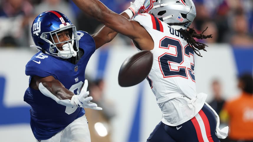Kyle Dugger, Beaux Collins, NFL: New England Patriots at New York Giants