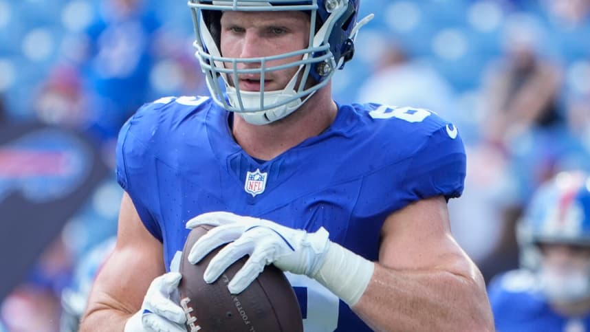 Daniel Bellinger, NFL: New York Giants at Buffalo Bills
