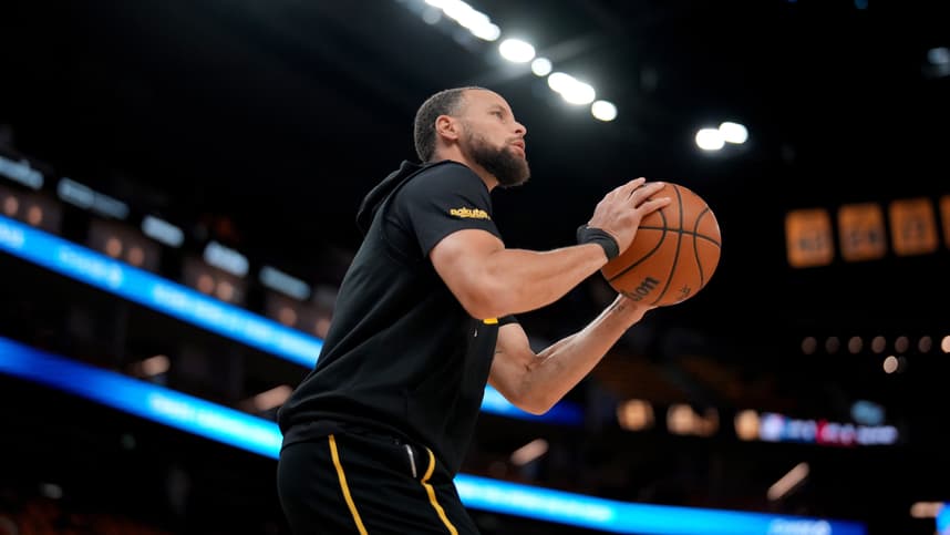 NBA: Playoffs-Houston Rockets at Golden State Warriors