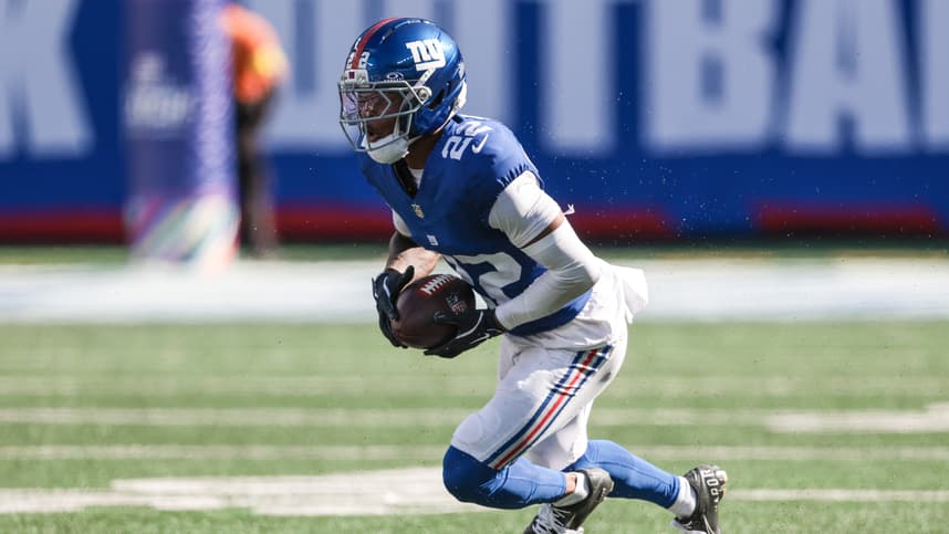NFL: Los Angeles Chargers at New York Giants, andru phillips