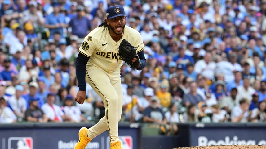 MLB: Playoffs-Chicago Cubs at Milwaukee Brewers, yankees, freddy peralta