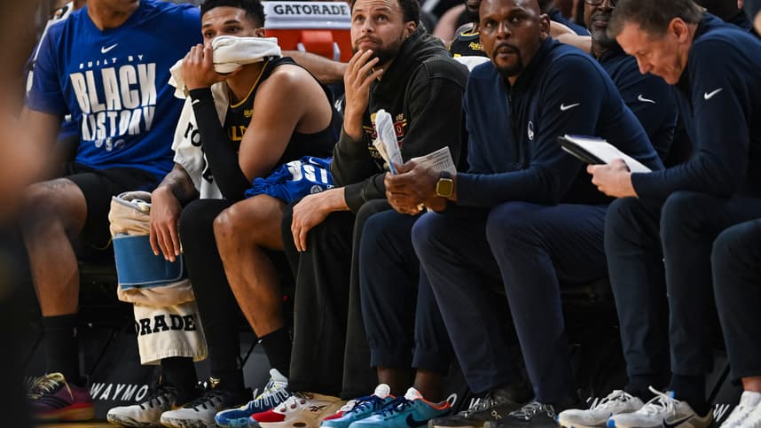 NBA: Philadelphia 76ers at Golden State Warriors