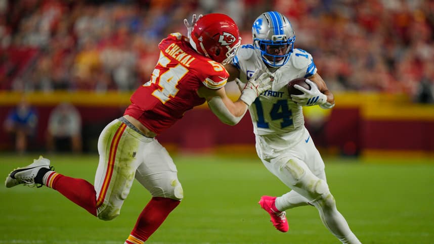 NFL: Detroit Lions at Kansas City Chiefs, leo chenal, new york giants