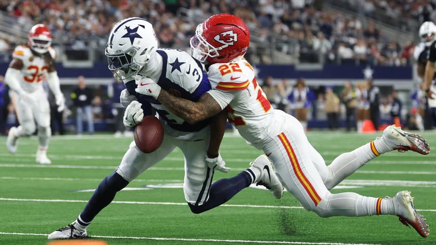 NFL: Kansas City Chiefs at Dallas Cowboys, trent mcduffie, new york giants