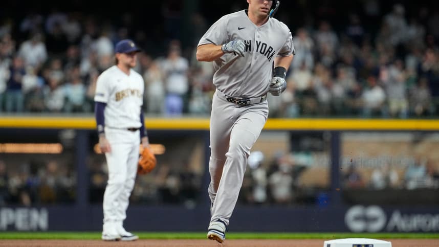 MLB: New York Yankees at Milwaukee Brewers
