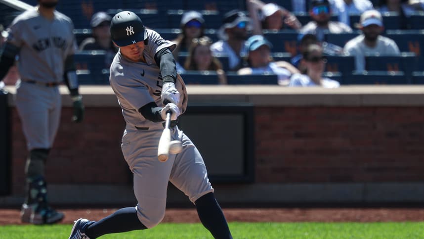 Mets and Yankees Subway Series action