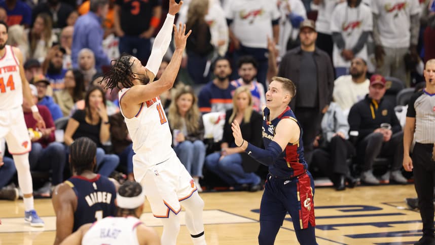 Jalen Brunson shoots for the Knicks against the Cavaliers in Game 3