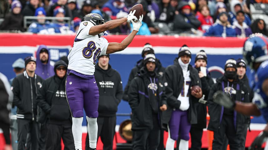 Isaiah Likely makes a catch at MetLife Stadium before joining the Giants