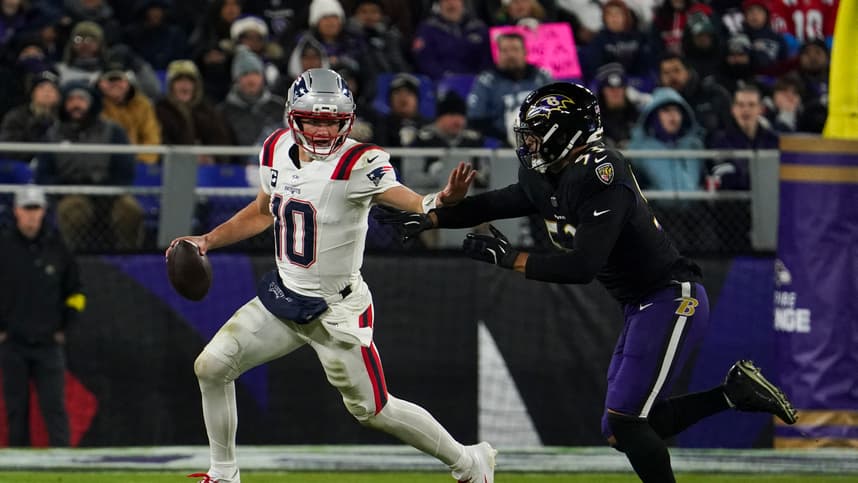 Kyle Van Noy pursuing the quarterback as a Giants target