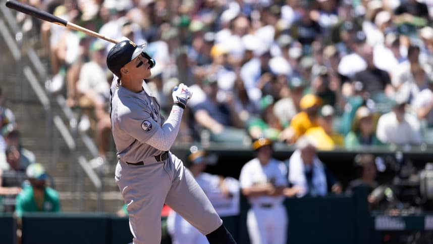 Aaron Judge tracks a ball in right field for the Yankees