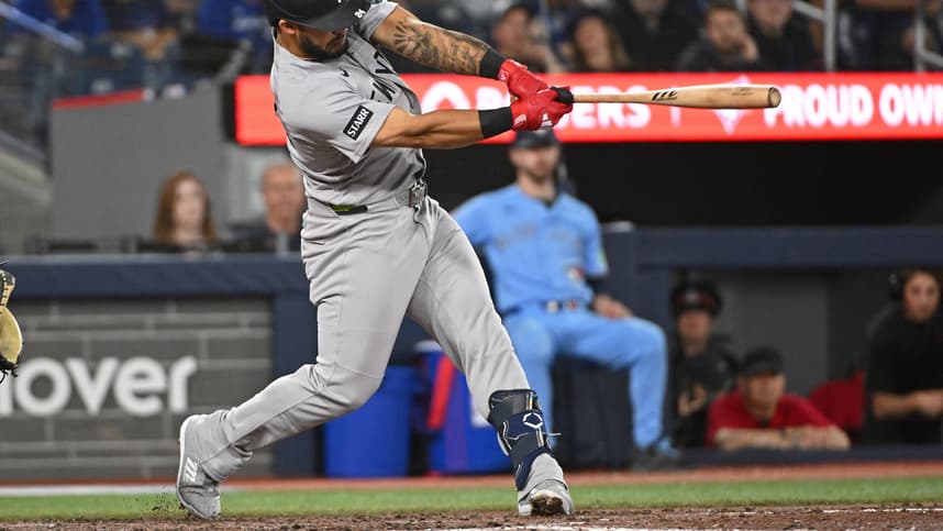 Jasson Dominguez playing right field for the Yankees
