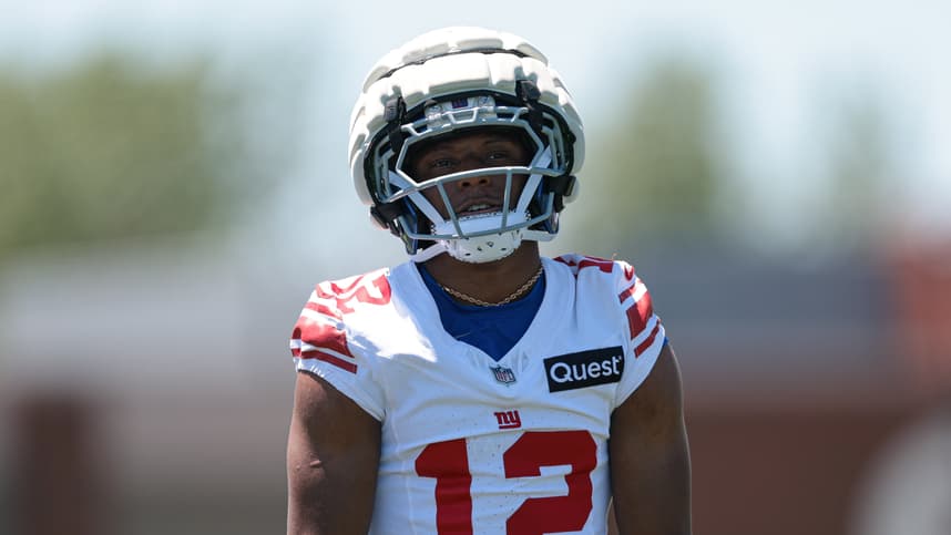 Colton Hood practicing with the Giants defense