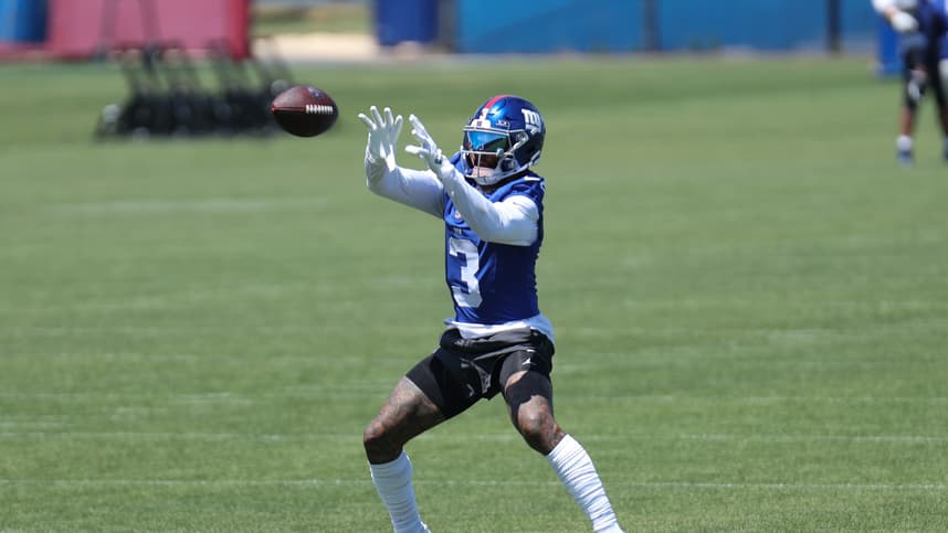 Odell Beckham Jr. makes a catch during Giants minicamp in 2026