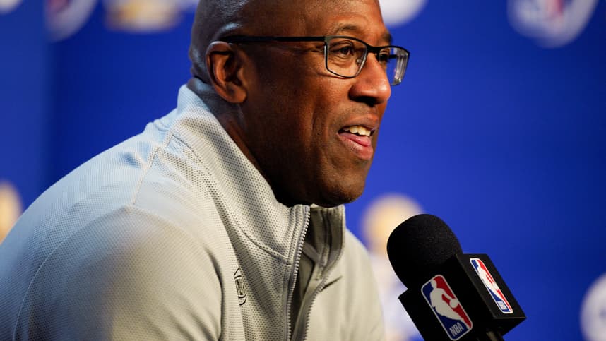Mike Brown speaks before a Knicks NBA Finals game