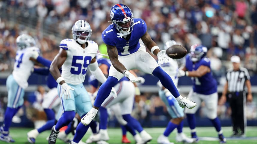 Malik Nabers catching a pass for the Giants