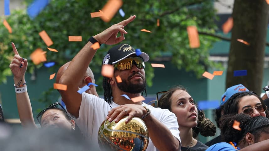 Jalen Brunson celebrating the Knicks championship parade