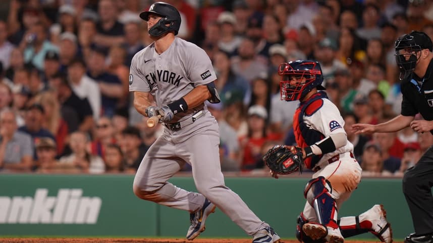 Paul Goldschmidt running after contact for the Yankees