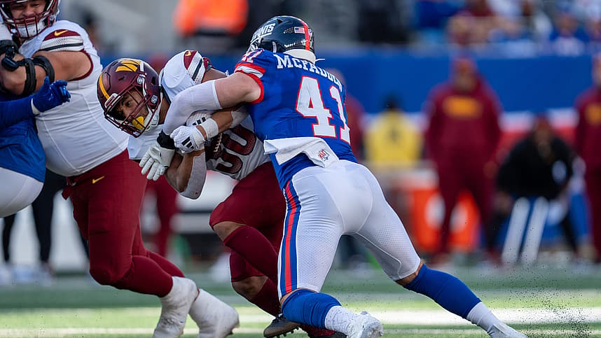 Micah McFadden with the Giants
