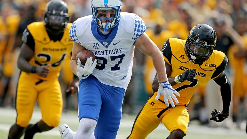 The New York Giants signed Kentucky tight end C.J. Conrad as an undrafted free agent.