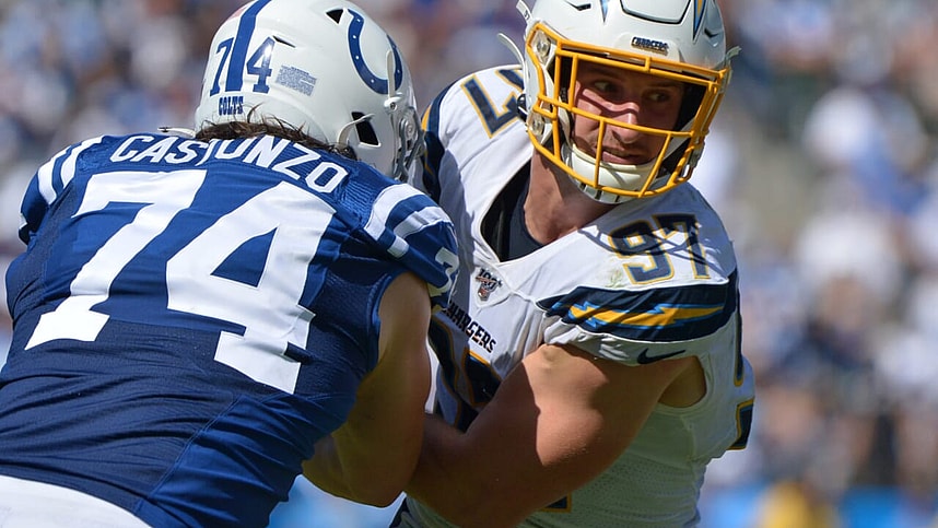 Should the New York Giants pursue Anthony Castonzo in free agency?