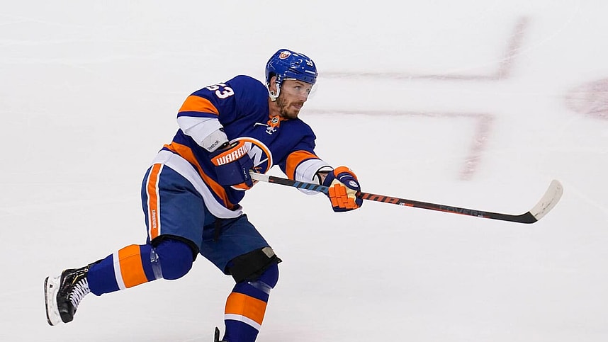 New York Islanders, Casey Cizikas