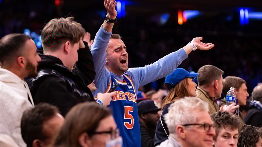 New York Knicks crowd, fans