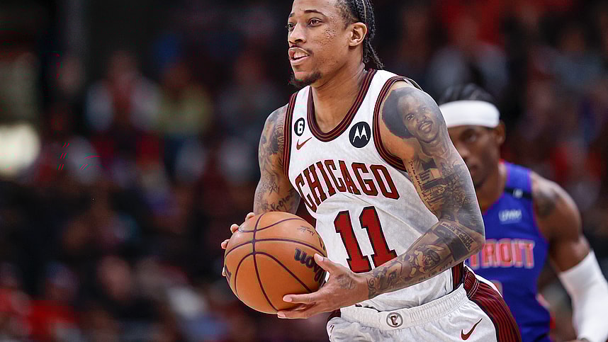 Chicago Bulls forward DeMar DeRozan (11) looks to pass the ball against the Detroit Pistons during the first half at United Center (Knicks, NYK, New York Knicks)
