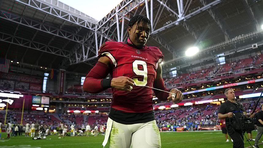 Arizona Cardinals linebacker Isaiah Simmons (New York Giants) walks off the field after their 25-24 loss against the Los Angeles Chargers