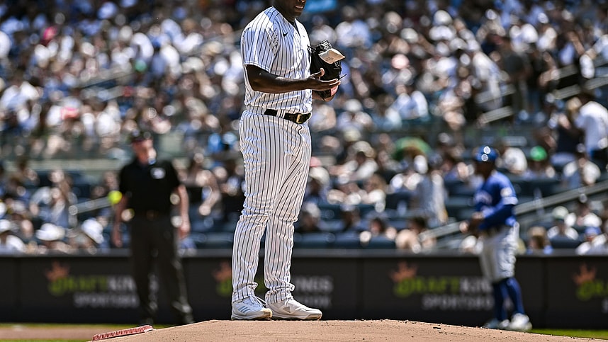 mlb: kansas city royals at new york yankees, luis severino