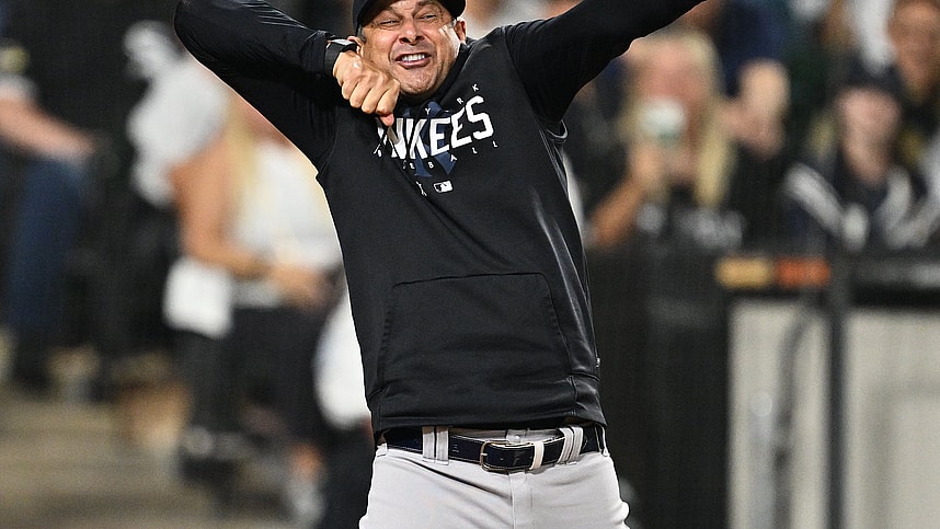 mlb: new york yankees at chicago white sox, aaron boone