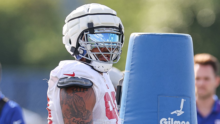 New York Giants defensive end Leonard Williams (99) looks on during training camp at the Quest Diagnostics Training Facility