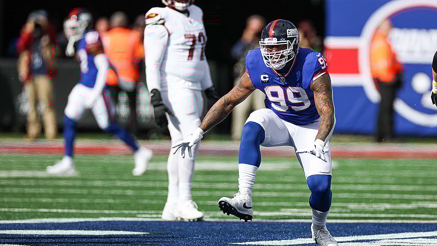 New York Giants defensive end Leonard Williams (99) celebrates a defensive stop during the first half against the Washington Commanders at MetLife Stadium