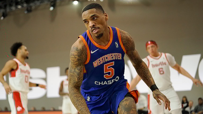 Westchester Knicks guard/forward DaQuan Jeffries (5) reacts after dunking the ball against the Memphis Hustle during the second half at Mandalay Bay Convention Center