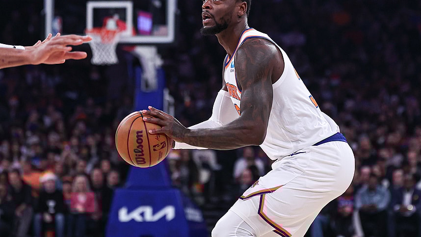 New York Knicks forward Julius Randle (30) shoots the ball during the first quarter against the Milwaukee Bucks at Madison Square Garden