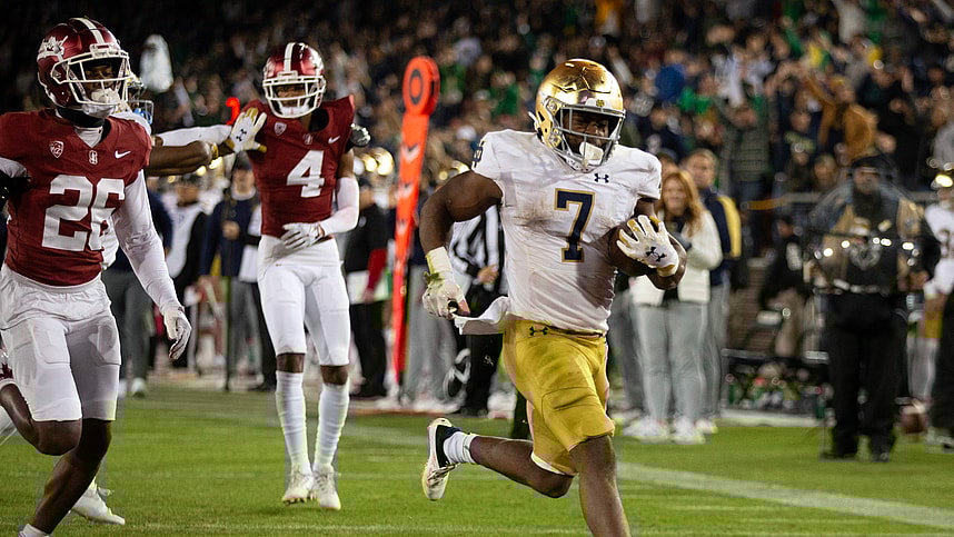 Notre Dame Fighting Irish running back Audric Estime (New York Giants draft prospect) (7) breaks free for another touchdown run against the Stanford Cardinal during the third quarter at Stanford Stadium