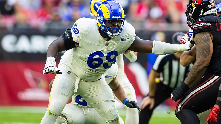 Los Angeles Rams guard Kevin Dotson, Giants