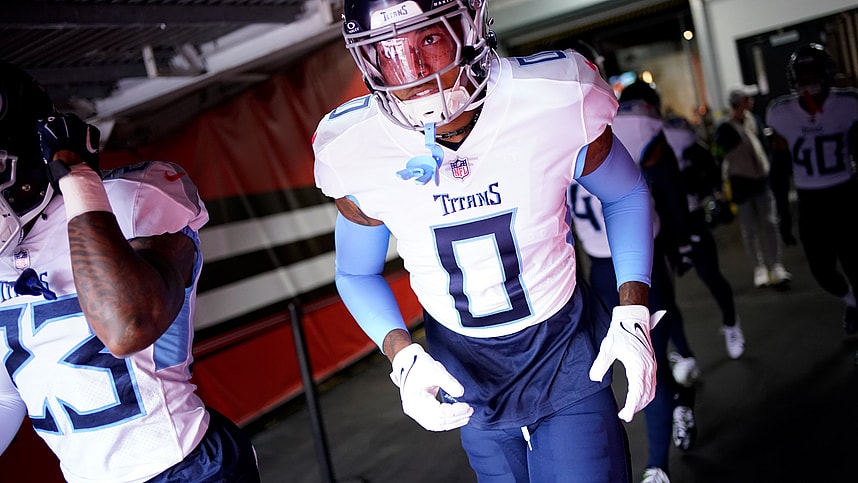 Tennessee Titans cornerback Sean Murphy-Bunting (0) (New York Giants free agent target)
