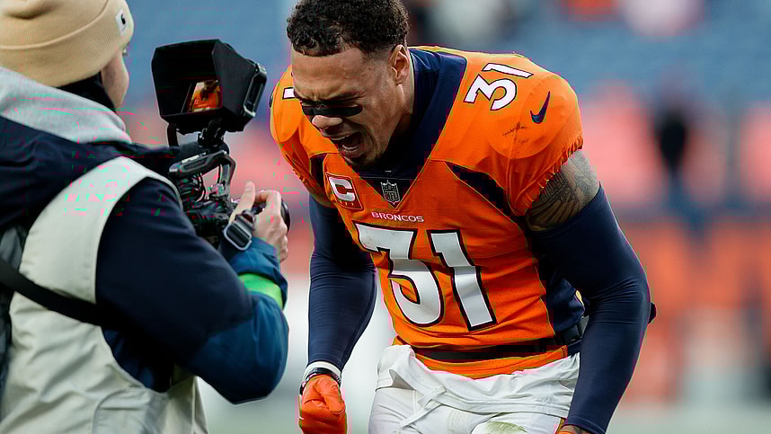 nfl: kansas city chiefs at denver broncos, new york giants