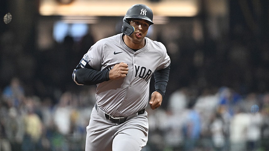 MLB: New York Yankees at Milwaukee Brewers