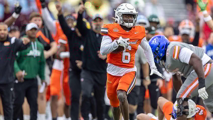 National defensive back Chau Smith-Wade of Washington State (6) (New York Giants)