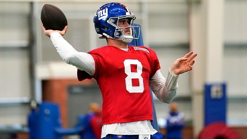 New York Giants quarterback Daniel Jones (8) throws during practice in East Rutherford on Wednesday, Jan. 11, 2023.