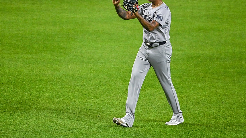 MLB: New York Yankees at Baltimore Orioles, luis gil