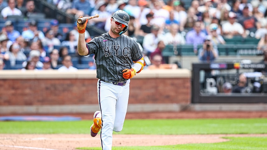 MLB: San Francisco Giants at New York Mets