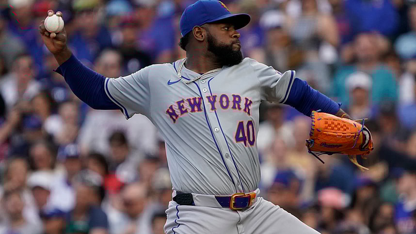 Jun 23, 2024; Chicago, Illinois, USA; New York Mets pitcher Luis Severino (40) throws the ball against the Chicago Cubs during the first inning at Wrigley Field. Mandatory Credit: David Banks-USA TODAY Sports