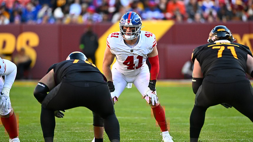 Nov 19, 2023; Landover, Maryland, USA; New York Giants linebacker Micah McFadden (41) at the line of scrimmage against the Washington Commanders during the first half at FedExField. Mandatory Credit: Brad Mills-USA TODAY Sports