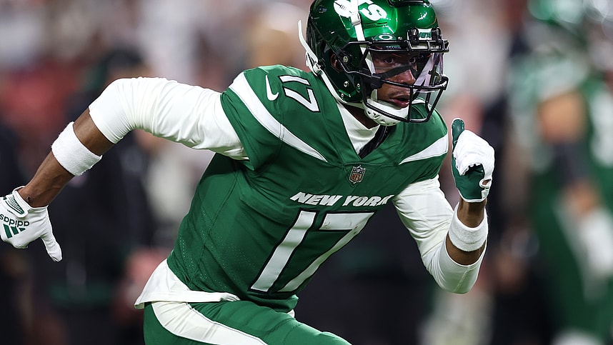 Dec 28, 2023; Cleveland, Ohio, USA; New York Jets wide receiver Garrett Wilson (17) warms up before the game against the Cleveland Browns at Cleveland Browns Stadium. Mandatory Credit: Scott Galvin-USA TODAY Sports