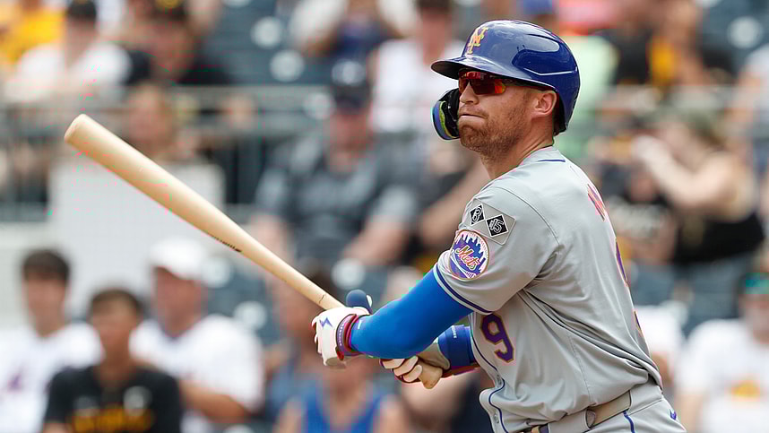 Jul 8, 2024; Pittsburgh, Pennsylvania, USA; New York Mets left fielder Brandon Nimmo (9) hits a single against the Pittsburgh Pirates during the eighth inning at PNC Park. The Pirates won 8-2. Mandatory Credit: Charles LeClaire-USA TODAY Sports