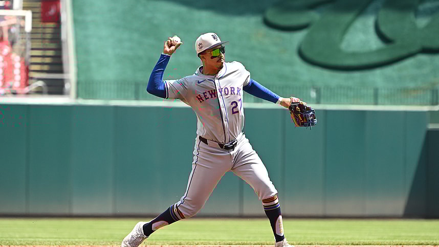 Jul 4, 2024; Washington, District of Columbia, USA; New York Mets third baseman Mark Vientos (27) throws to first base against the Washington Nationals during the first inning at Nationals Park. Mandatory Credit: Rafael Suanes-USA TODAY Sports