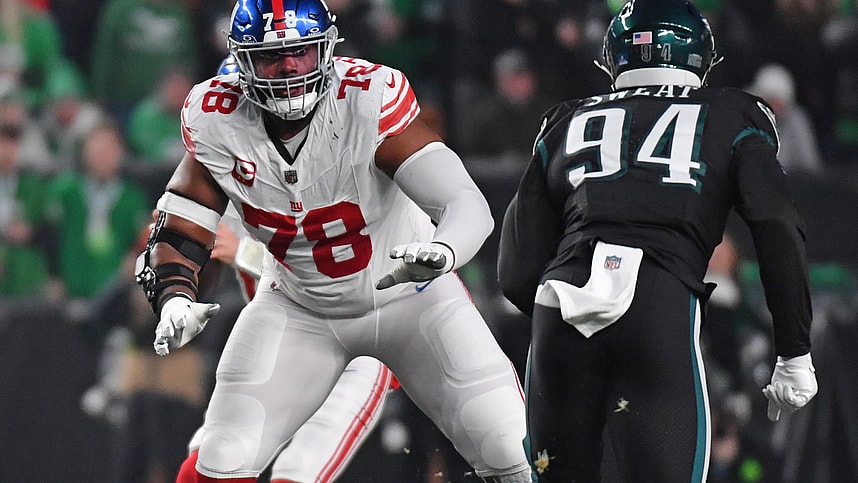 Dec 25, 2023; Philadelphia, Pennsylvania, USA; New York Giants offensive tackle Andrew Thomas (78) against the Philadelphia Eagles at Lincoln Financial Field. Mandatory Credit: Eric Hartline-USA TODAY Sports